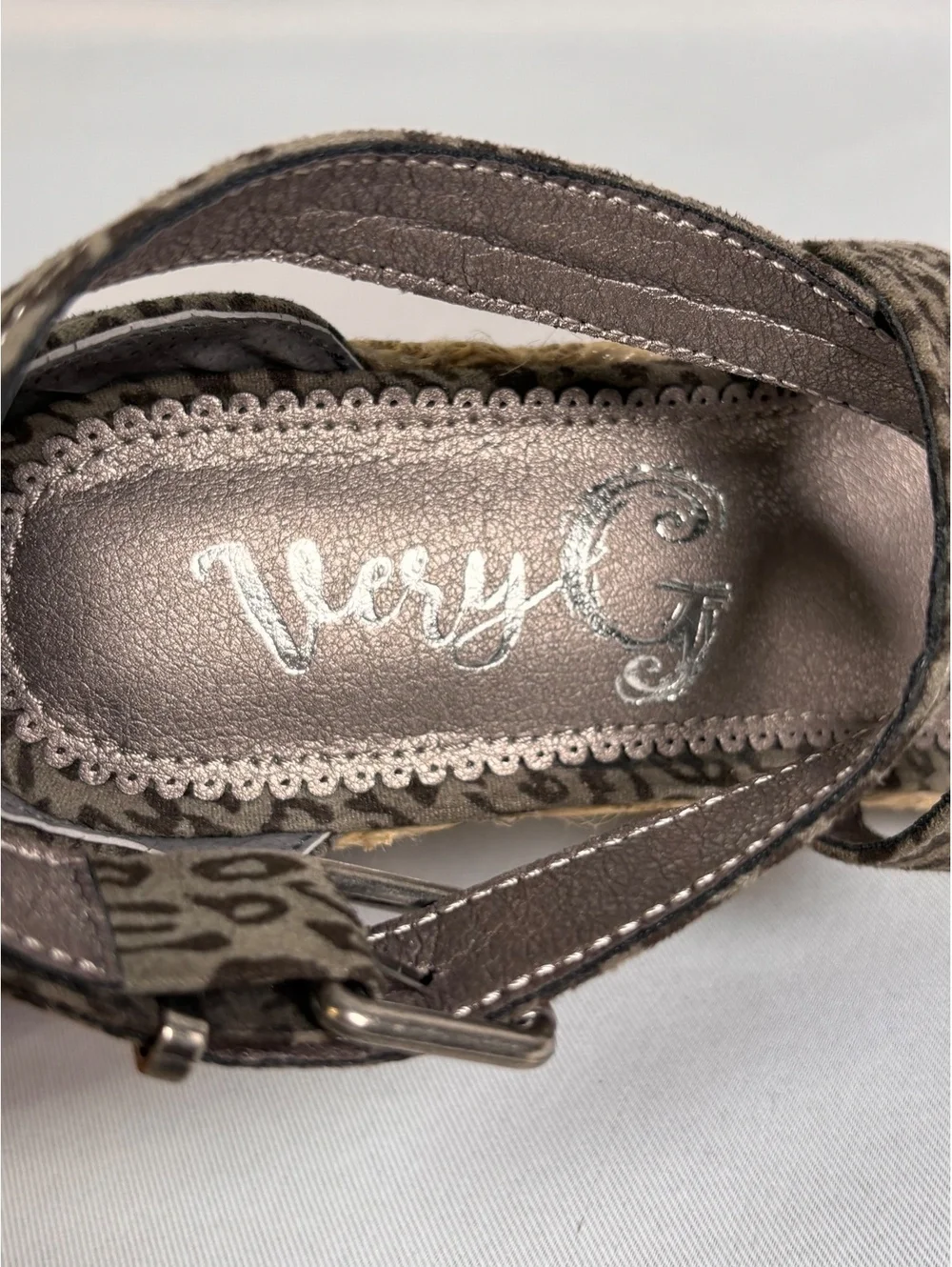 Very G Gray Leopard Print Wedge Sandals with Jute Wrapped Heel